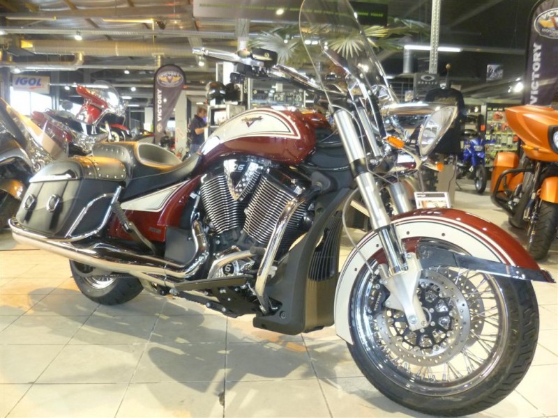 Victory Cross Roads Classic Guichard Moto Montpellier Hérault 34