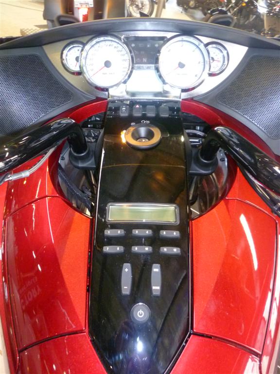 VICTORY VISION TOUR 2013 Guichard Moto Montpellier Hérault 34