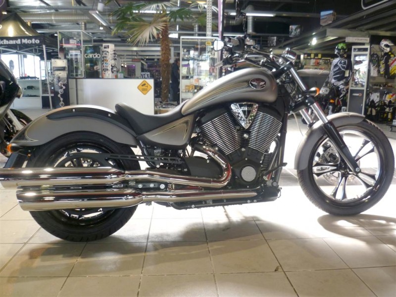 Victory Végas Ness Guichard Moto Montpellier Hérault 34 Gard 30