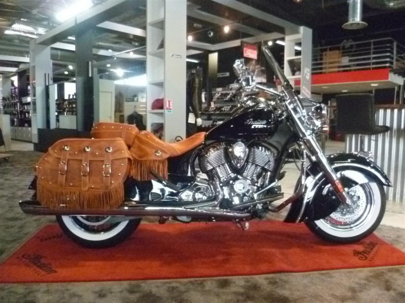 INDIAN CHIEF VINTAGE GUICHARD MOTO MONTPELLIER HERAULT 34