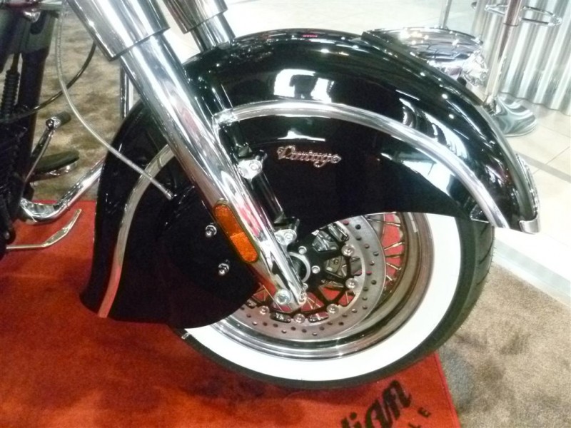 INDIAN CHIEF VINTAGE GUICHARD MOTO MONTPELLIER HERAULT 34