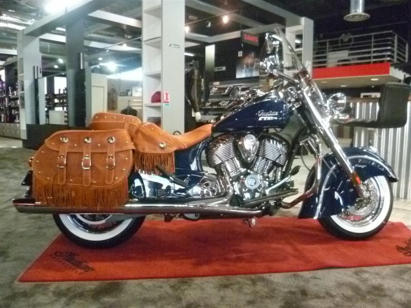 INDIAN CHIEF VINTAGE GUICHARD MOTO MONTPELLIER HERAULT 34