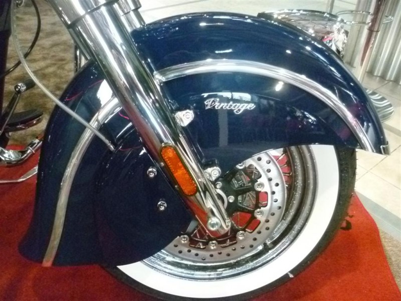 INDIAN CHIEF VINTAGE GUICHARD MOTO MONTPELLIER HERAULT 34