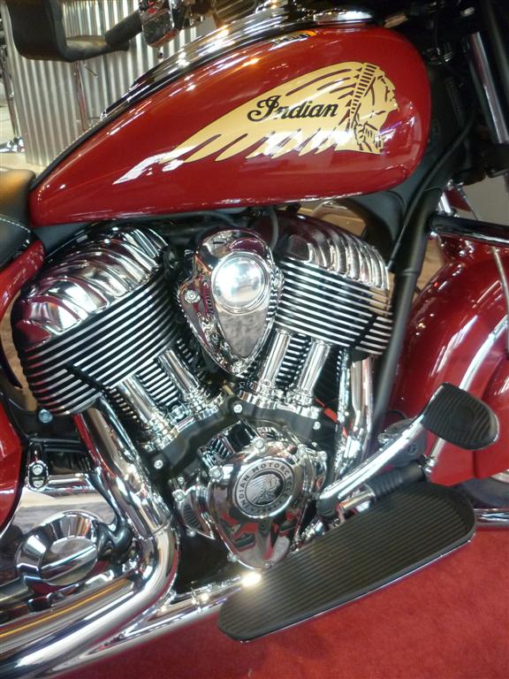 INDIAN CHIEFTAIN GUICHARD MOTO MONTPELLIER HERAULT 34