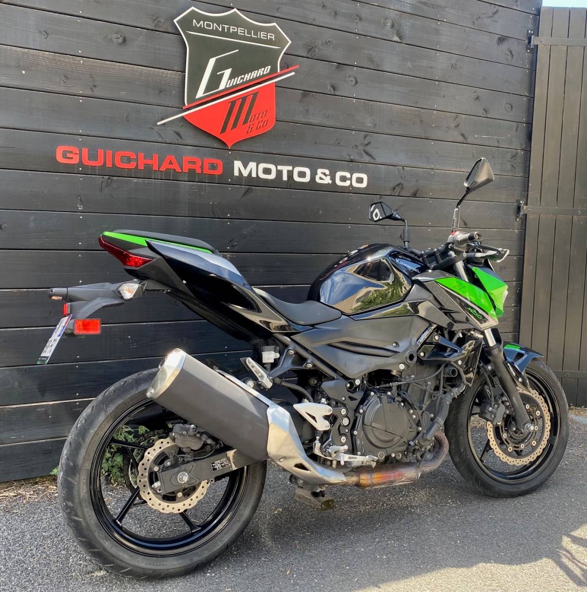 Kawasaki Z400 2022 – 11 300 km – Full origine – Révisée – Montpellier