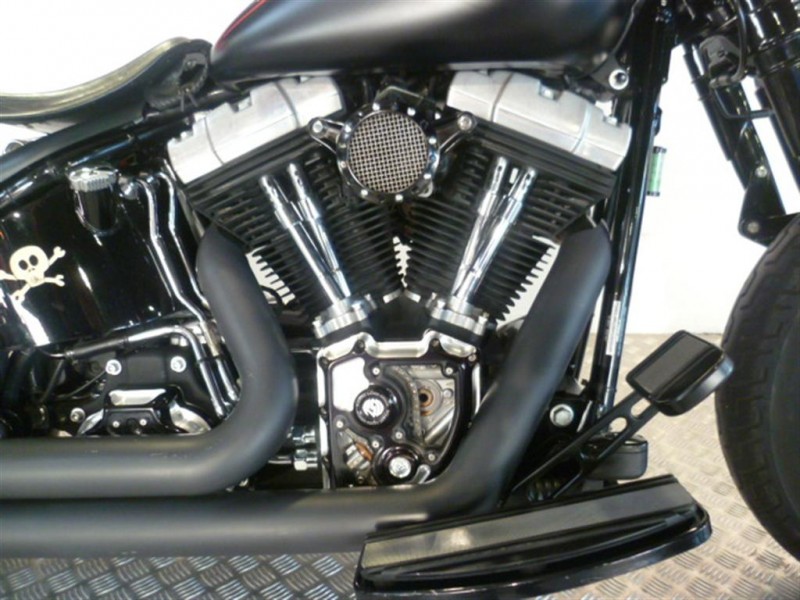 HARLEY DAVIDSON CROSS BONE OCCASION GUICHARD MOTO MONTPELLIER HERAULT 34