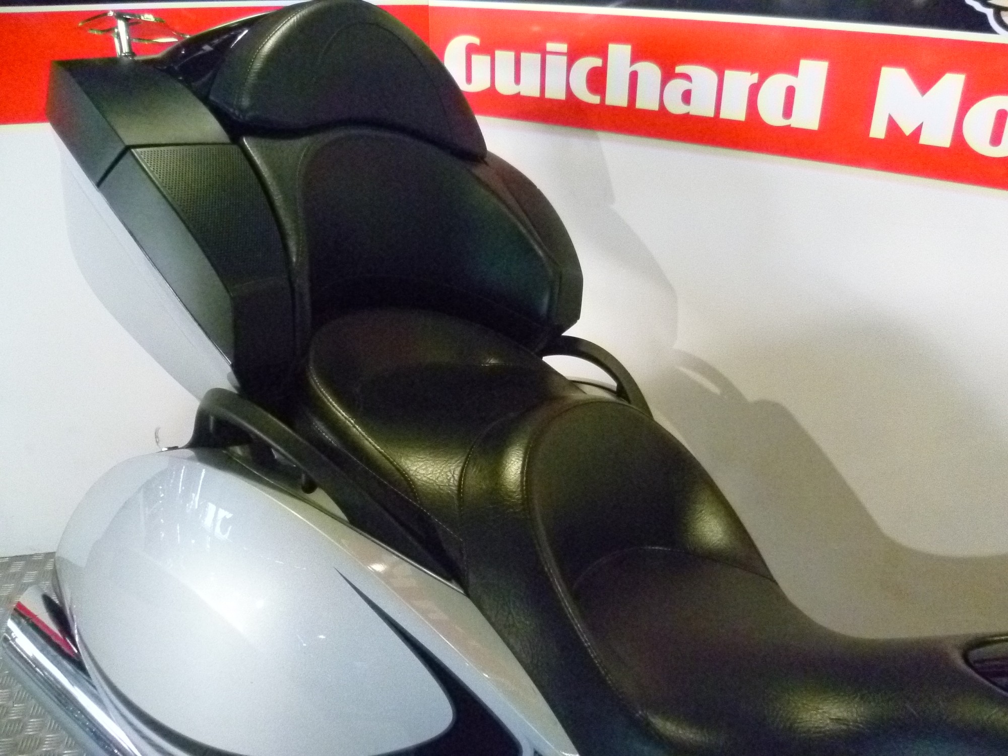 VICTORY VISION TOUR 2011 GRISE OCCASION