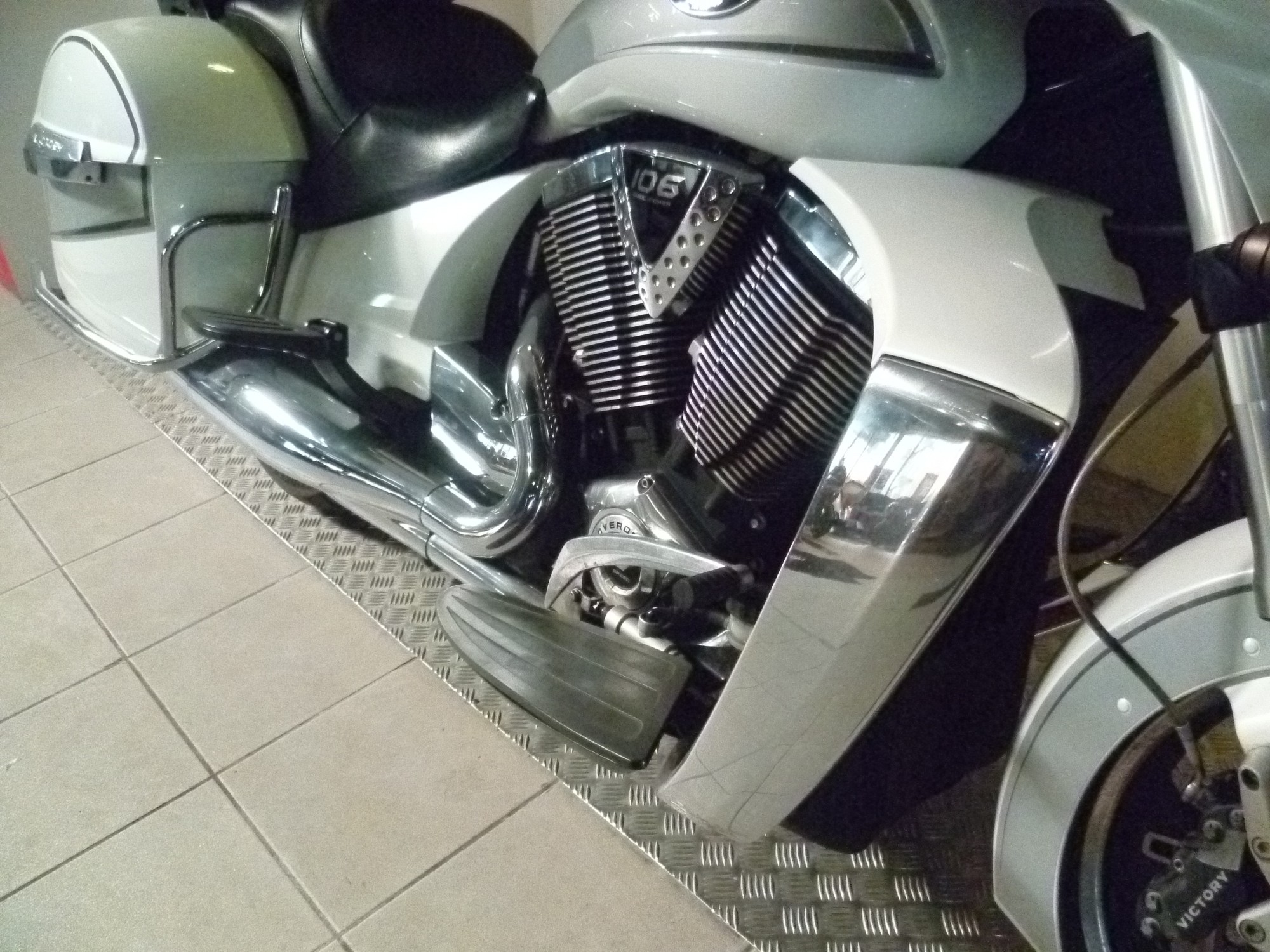 VICTORY CROSS COUNTRY BLANCHE OCCASION