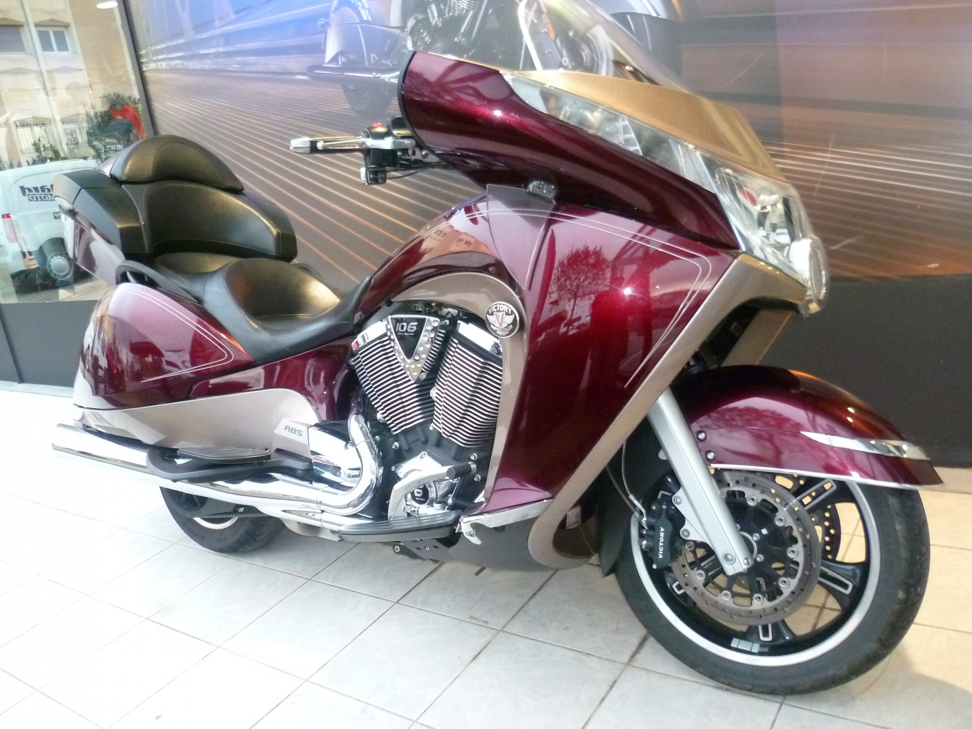 VICTORY 1731 VISION TOUR 2011 OCCASION