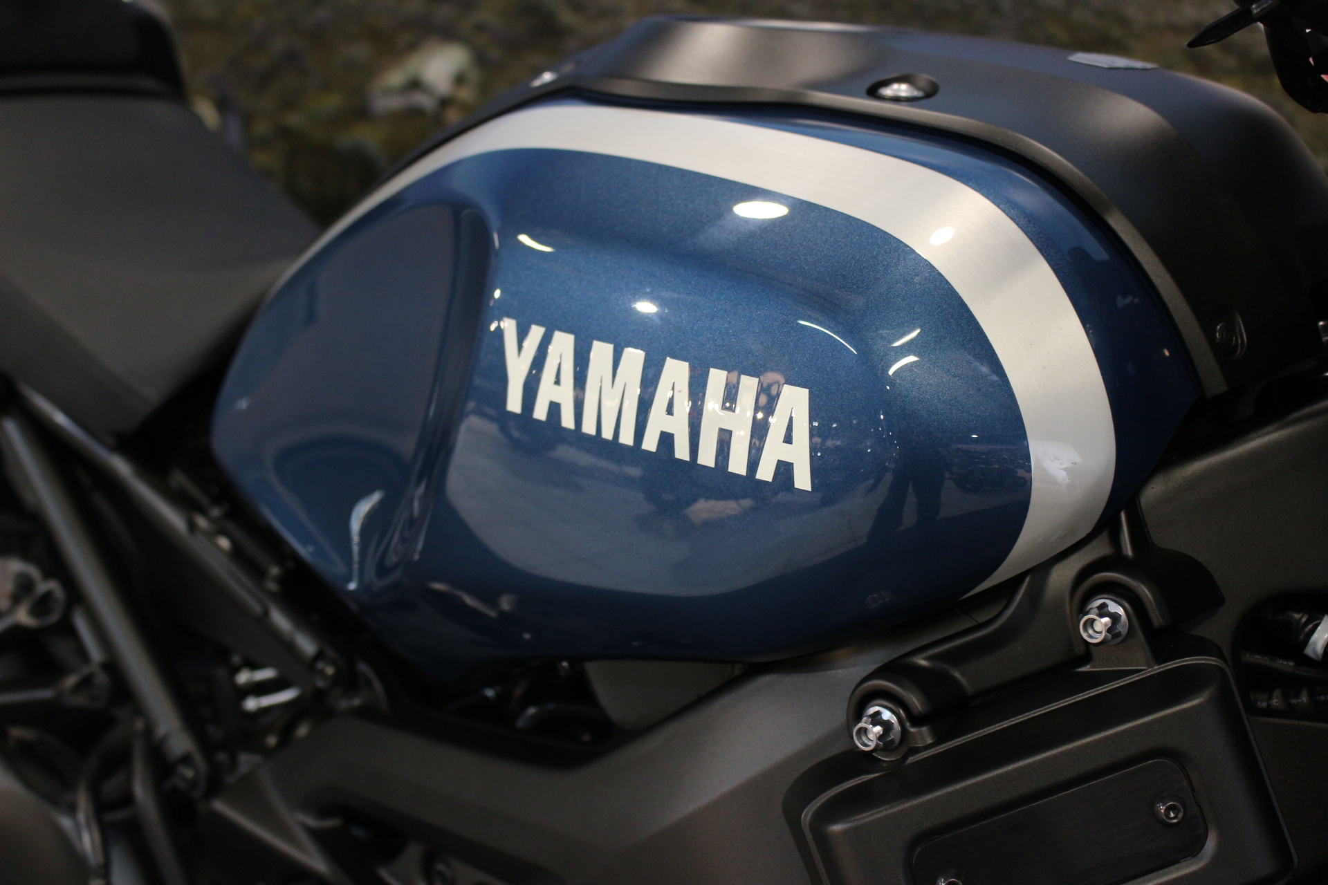 YAMAHA XSR 900 BLEU 2016 OCCASION