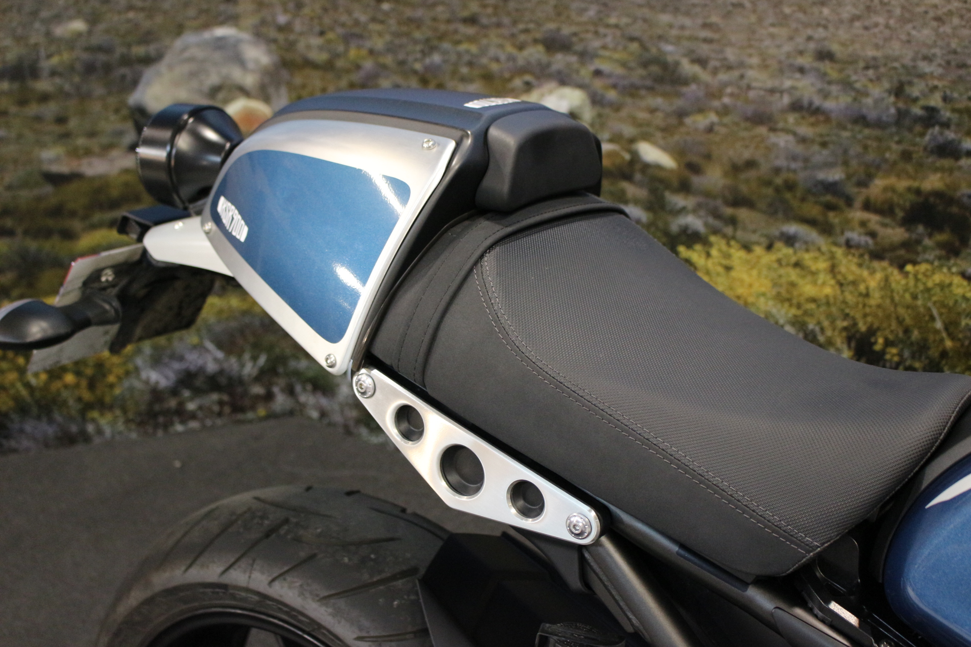 YAMAHA XSR 900 BLEU 2016 OCCASION