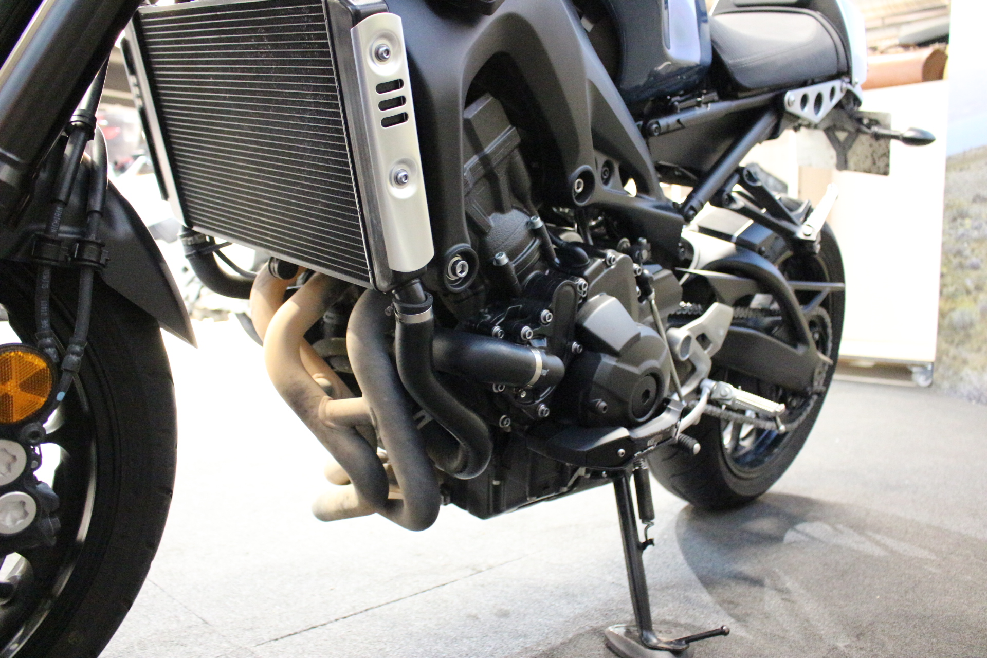 YAMAHA XSR 900 BLEU 2016 OCCASION