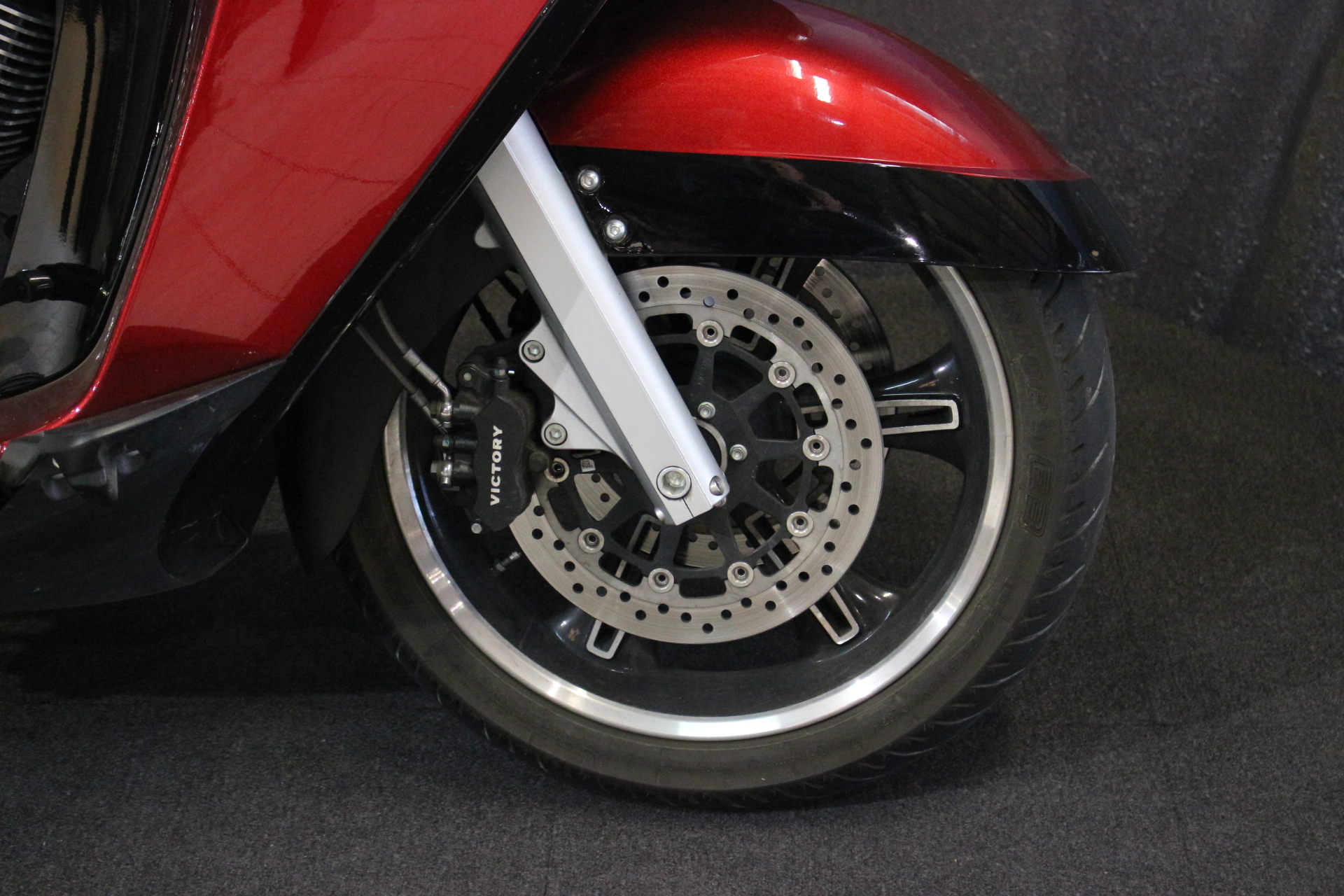 VICTORY VISION TOUR 2014 ROUGE OCCASION