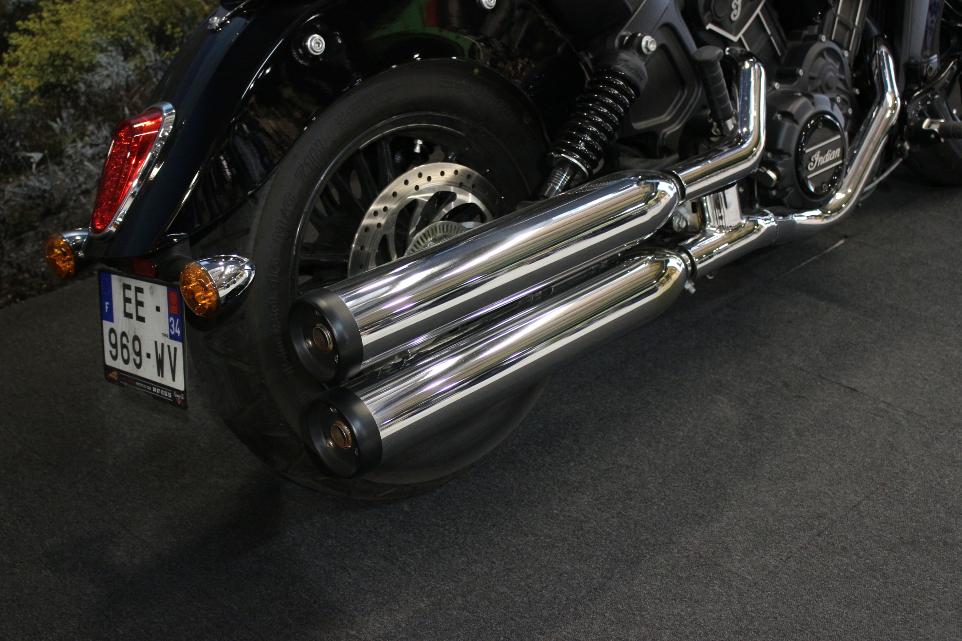 INDIAN SCOUT SIXTY NOIRE 2016 Véhicule de direction