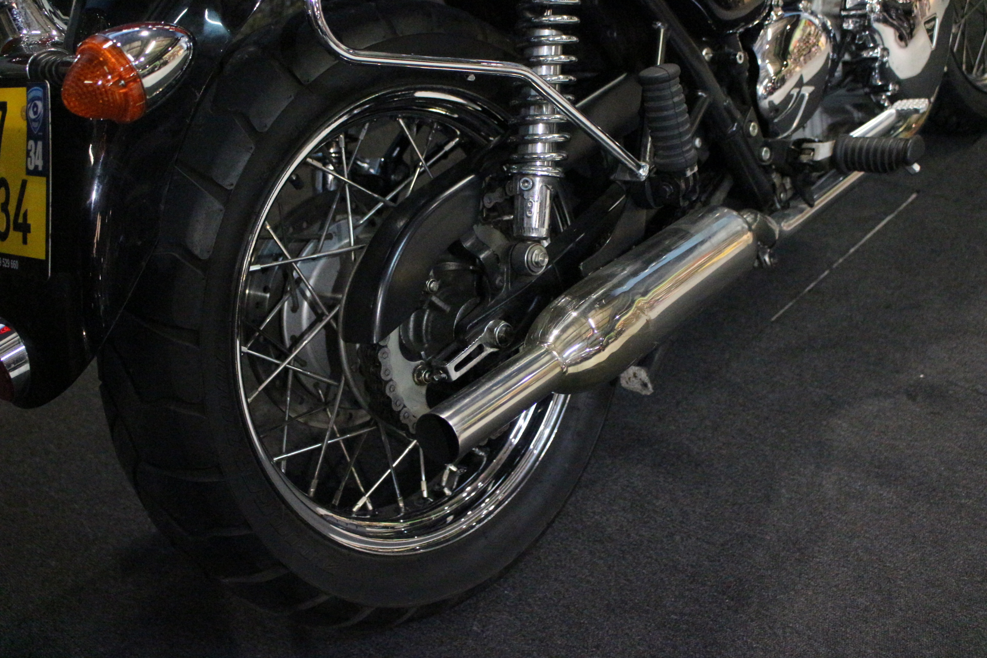 A VENDRE TRIUMPH T100 BONNEVILE NOIRE ROUGE 2006 OCCASION