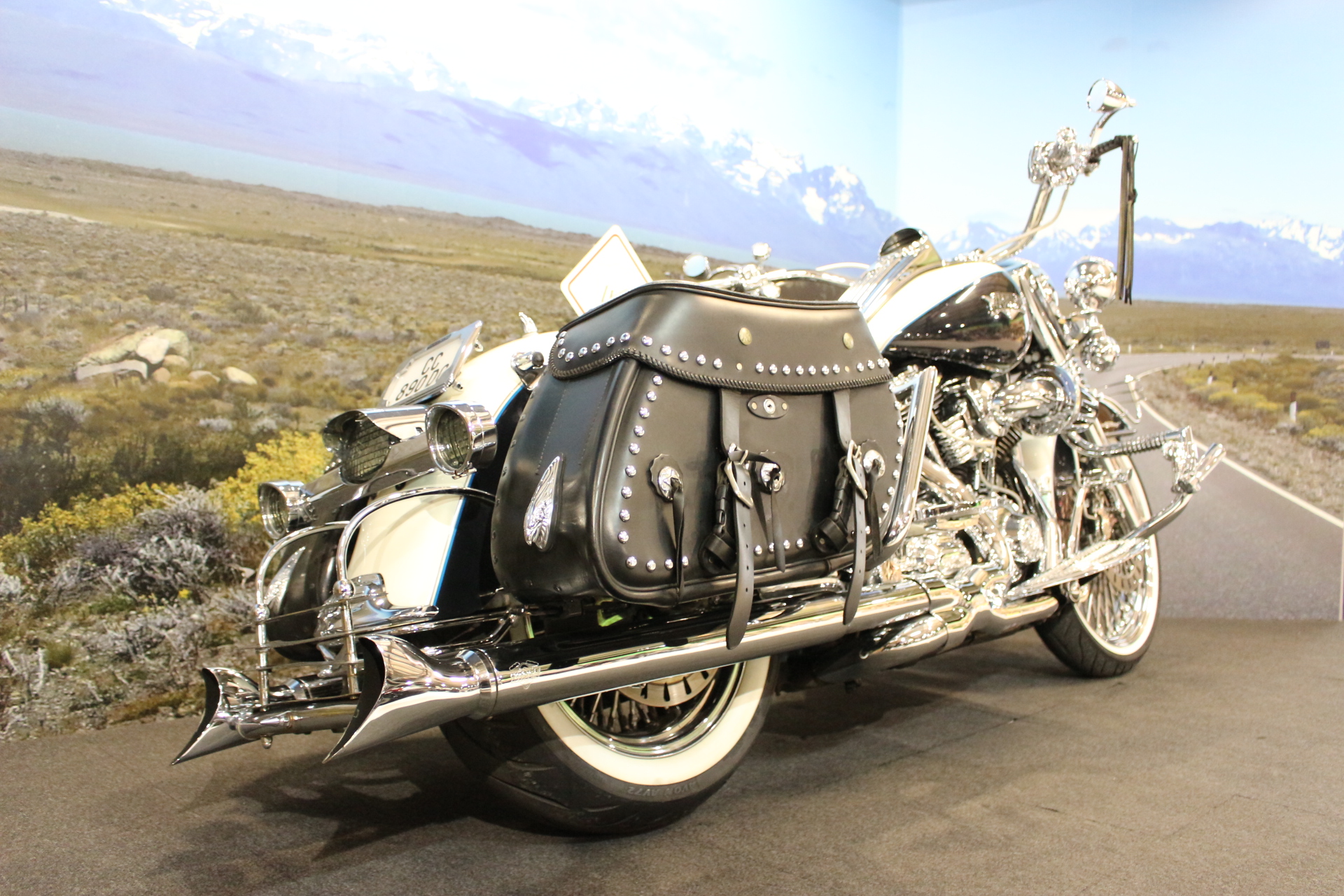 HARLEY DAVIDSON ROAD KING CLASSIC 2012 OCCASION