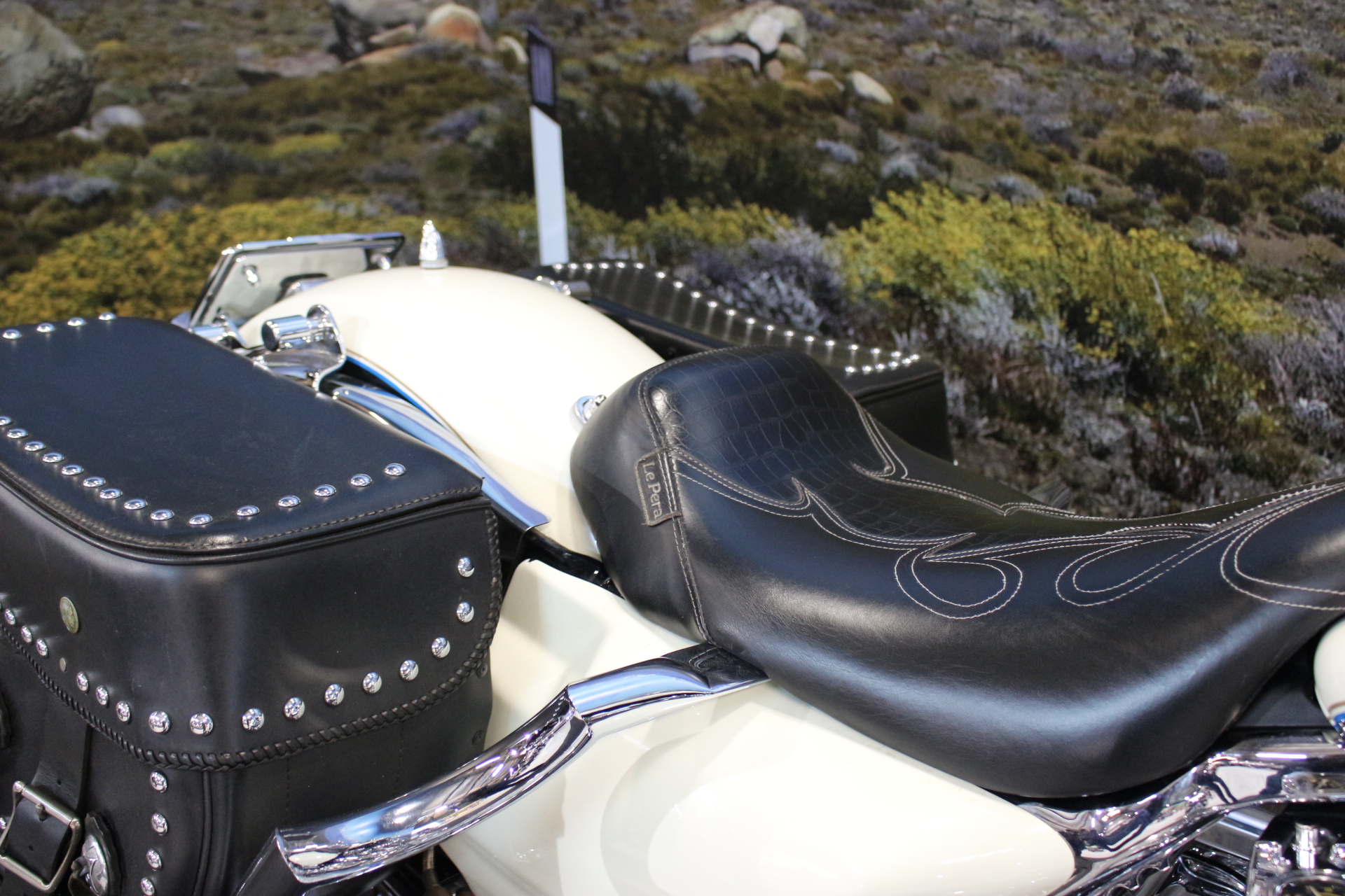 HARLEY DAVIDSON ROAD KING CLASSIC 2012 OCCASION