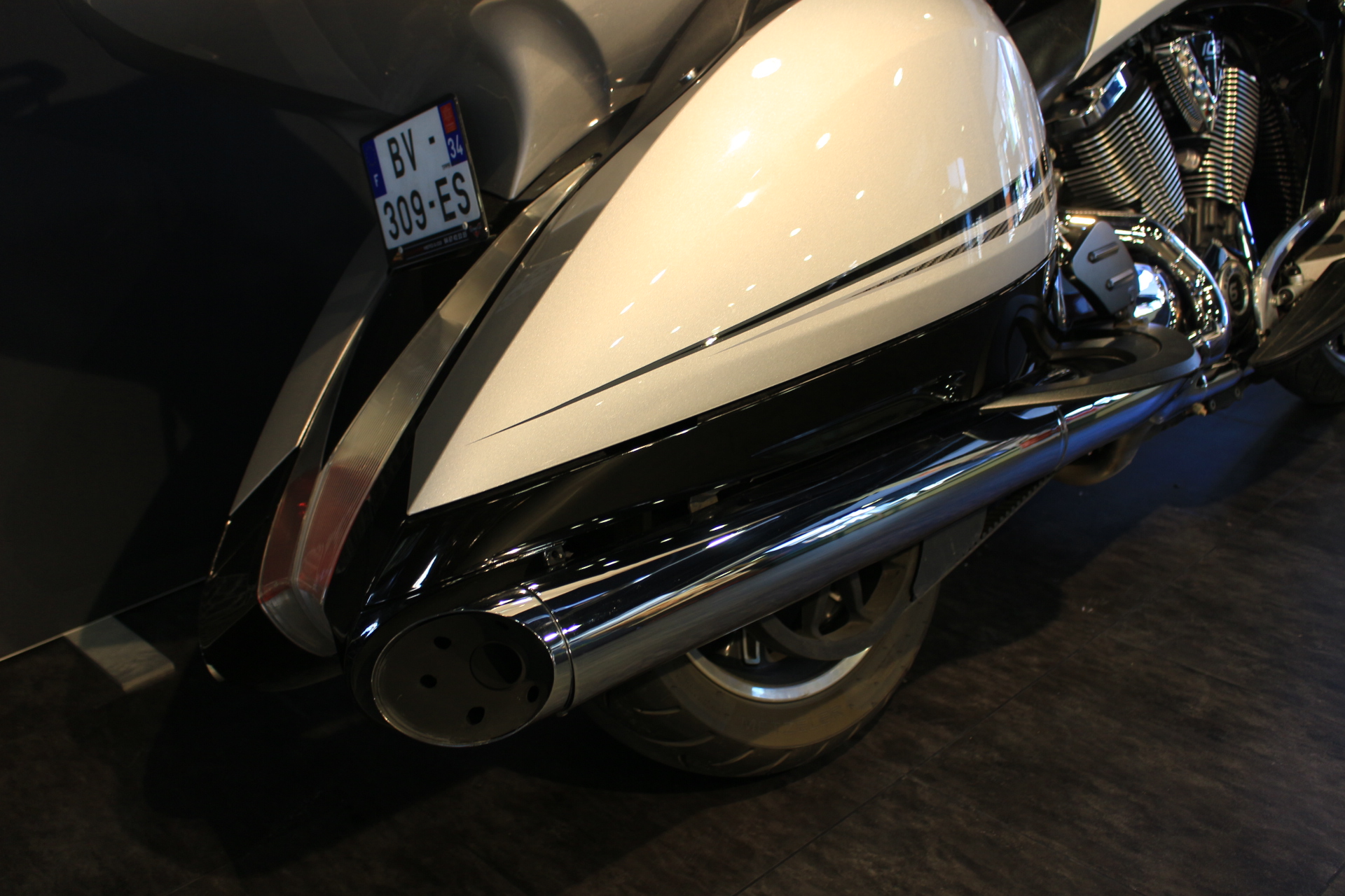 VICTORY VISION TOUR GRISE 2011 OCCASION