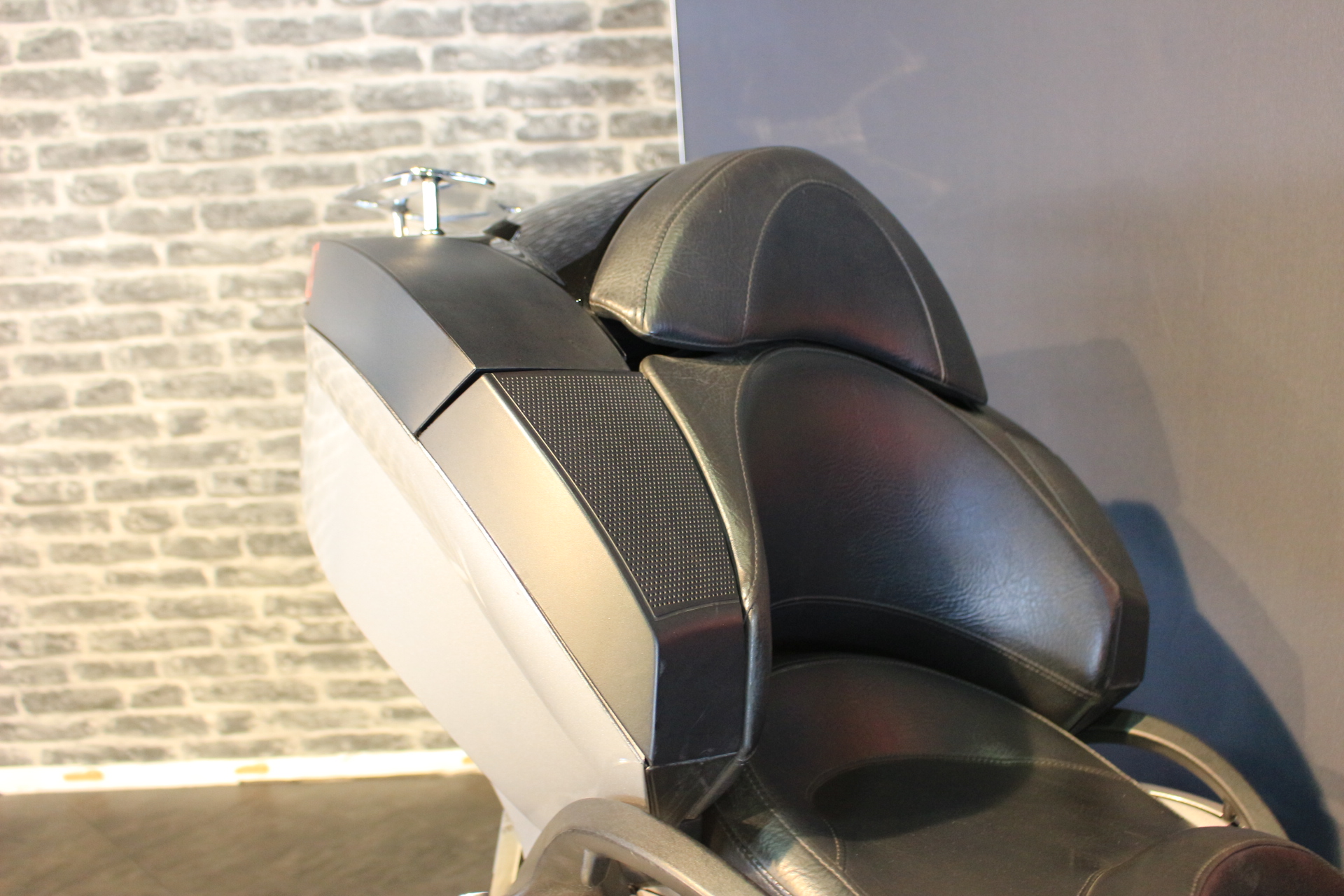 VICTORY VISION TOUR GRISE 2011 OCCASION