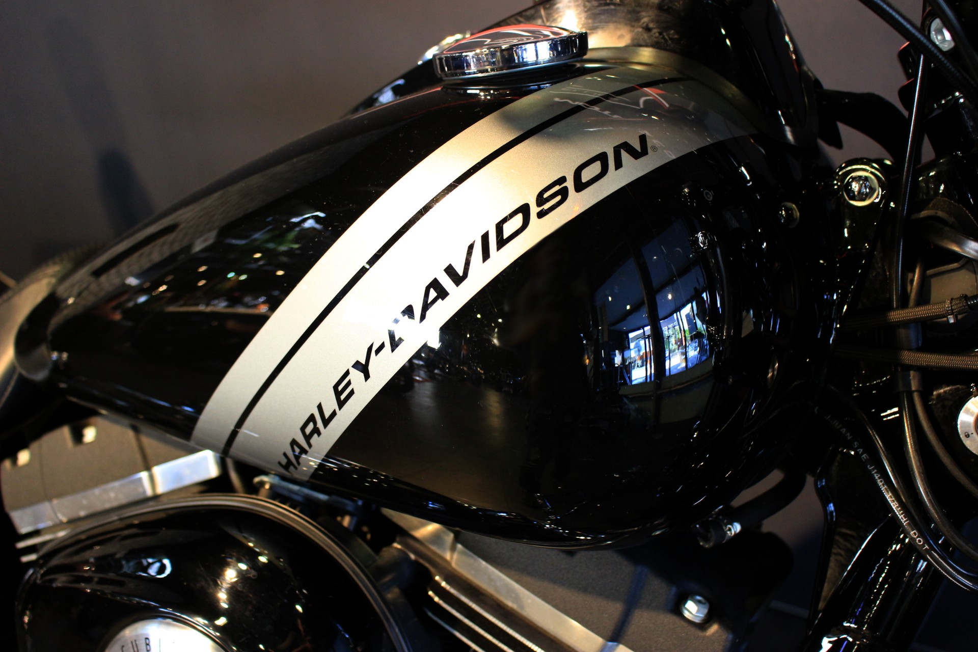 HARLEY DAVIDSON FAT BOB 2017 OCCASION