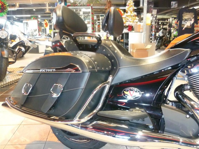 VICTORY CROSS ROADS CLASSIC by Guichard Moto Montpellier Hérault 34