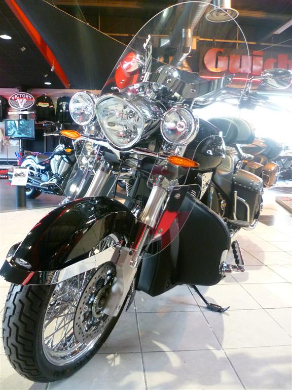 VICTORY CROSS ROADS CLASSIC by Guichard Moto Montpellier Hérault 34