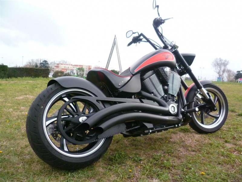 VICTORY HAMMER STREET-BALL by Guichard Moto Montpellier Hérault 34