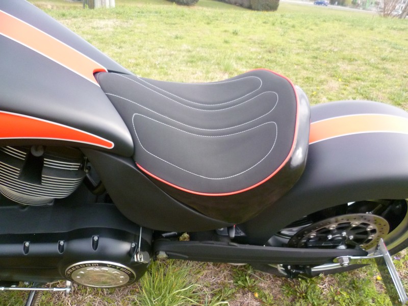 VICTORY HAMMER STREET-BALL by Guichard Moto Montpellier Hérault 34