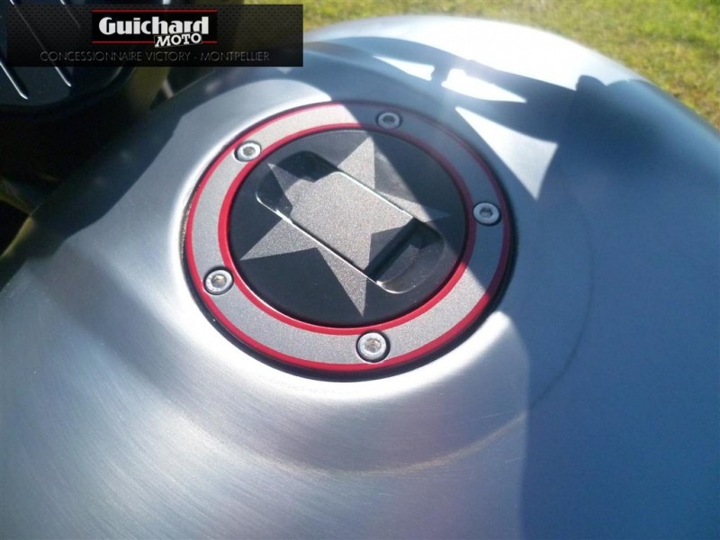 VICTORY HAMMER S by guichard moto montpellier dans l'herault 34