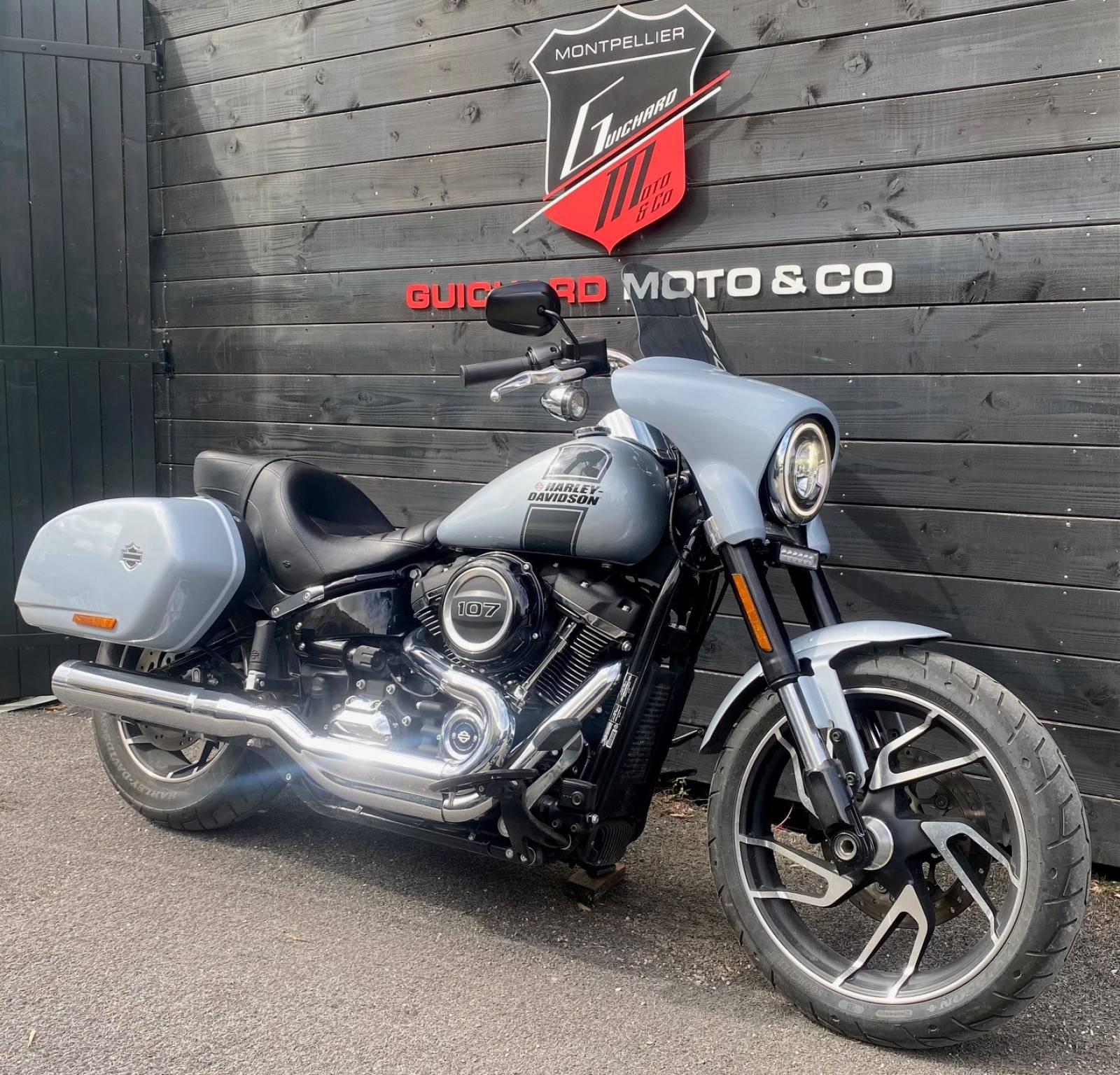 Harley Davidson sport Glide d'occasion à saisir