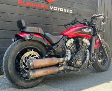 La moto a-t-elle un carnet d’entretien complet ?