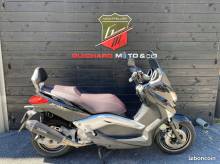 Yamaha XMAX 125