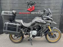 DS900X 2024 – Moto trail routière 900cc en excellent état
